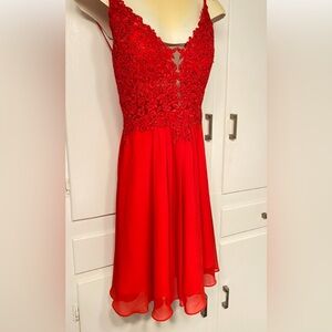 Elegant Red Lace Formal Dress Size XS